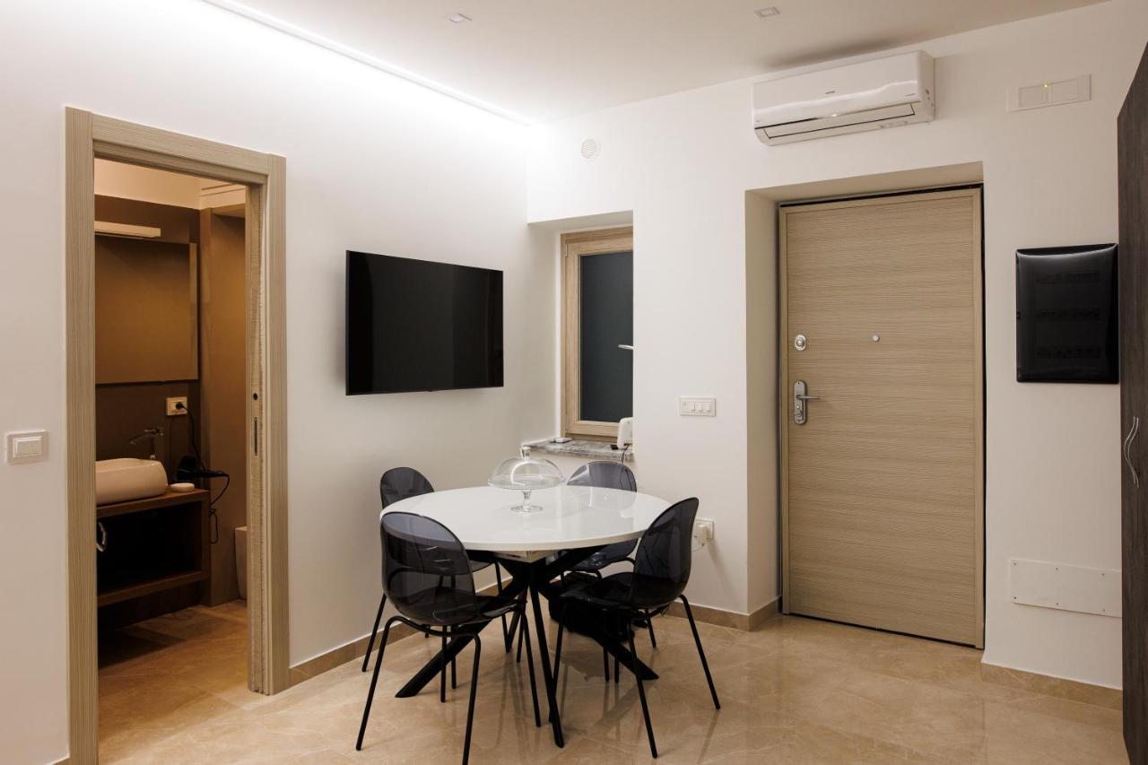 Next To Sea Apartment Crotone Ngoại thất bức ảnh